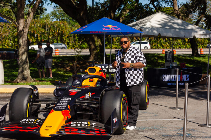 Barion McQueen at Smokey Bones with Redbull