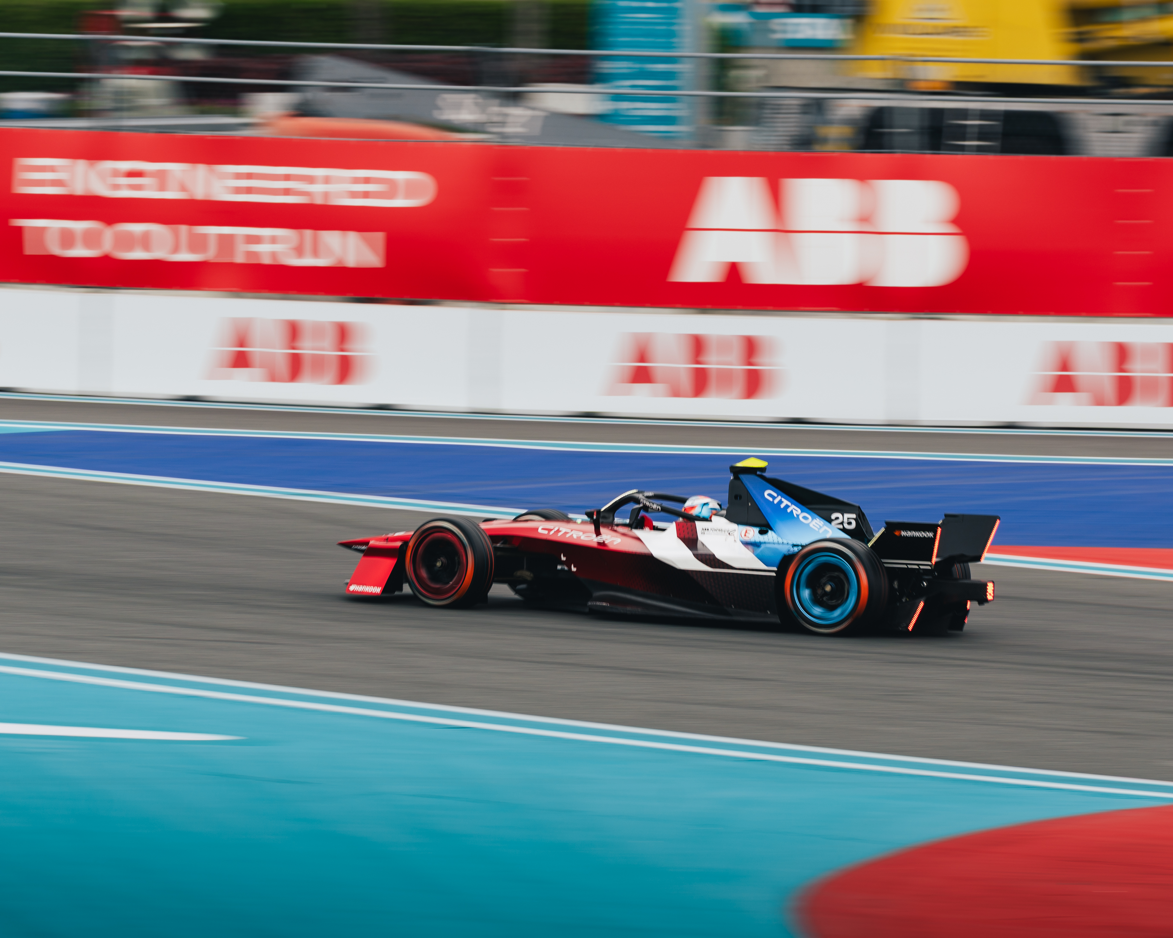 Formula E drivers competing in wet conditions at the 2026 Miami E-Prix